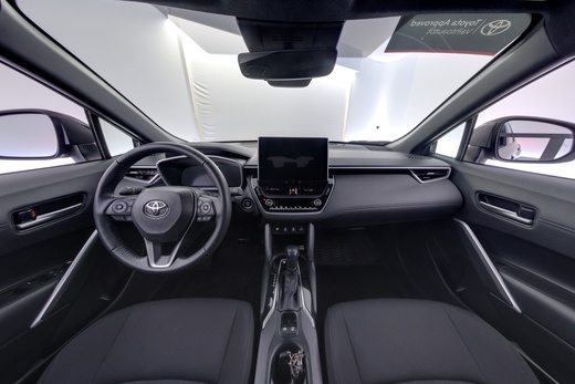 Toyota Corolla Cross vaihtoauto