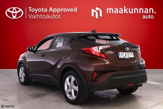 Toyota C-HR vaihtoauto