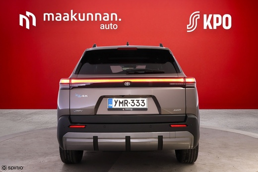 Toyota bZ4X Touring vaihtoauto