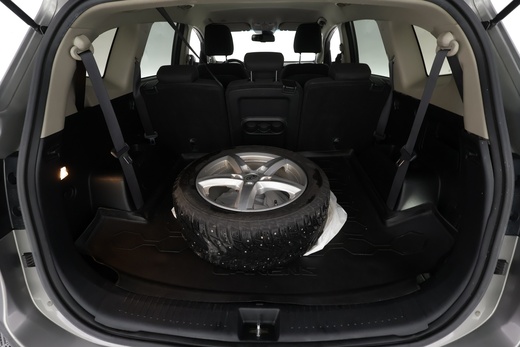 Kia Carens vaihtoauto