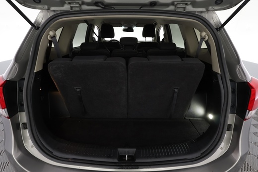 Kia Carens vaihtoauto