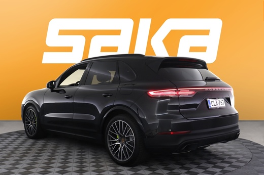 Porsche Cayenne vaihtoauto