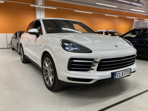 Porsche Cayenne vaihtoauto