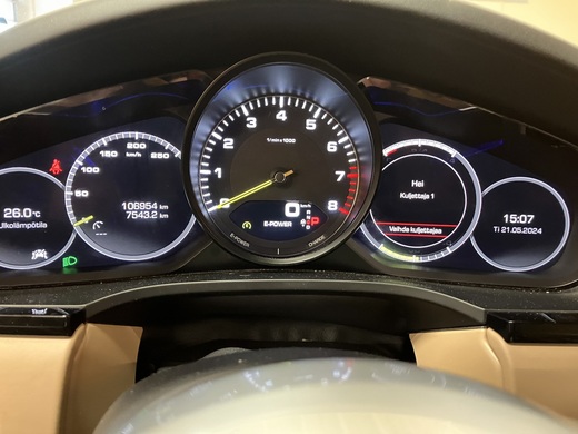 Porsche Cayenne vaihtoauto
