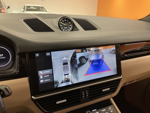 Porsche Cayenne vaihtoauto
