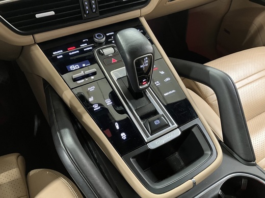 Porsche Cayenne vaihtoauto