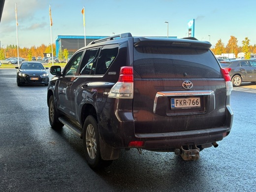 Toyota Land Cruiser vaihtoauto