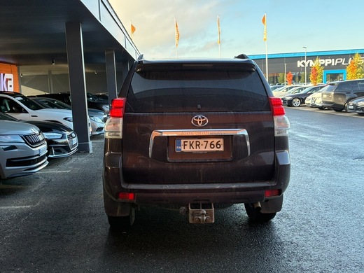 Toyota Land Cruiser vaihtoauto