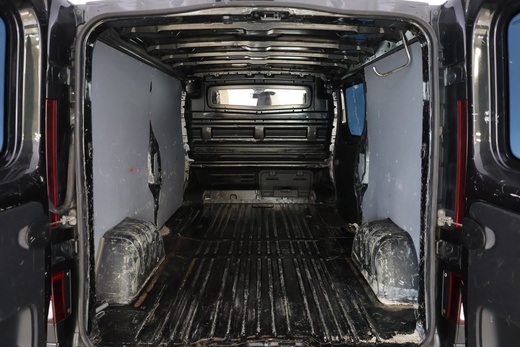 Opel Vivaro vaihtoauto