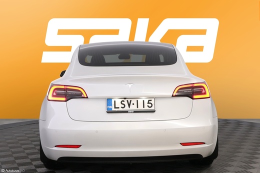 Tesla Model 3 vaihtoauto