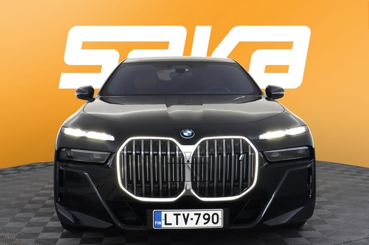 BMW i7 vaihtoauto