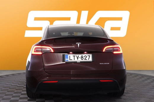 Tesla Model Y vaihtoauto
