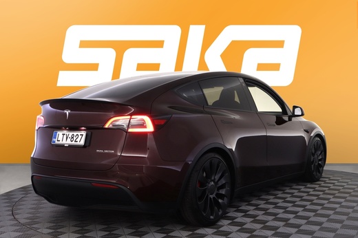 Tesla Model Y vaihtoauto