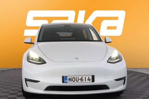Tesla Model Y vaihtoauto