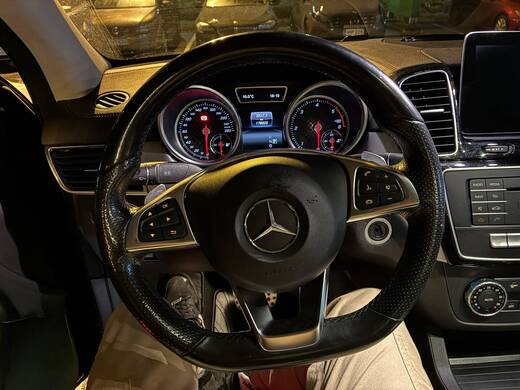 Mercedes-Benz GLE vaihtoauto