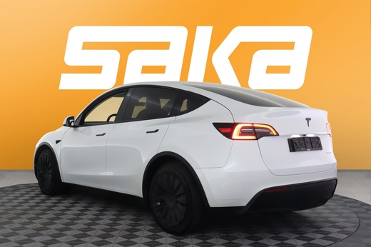 Tesla Model Y vaihtoauto
