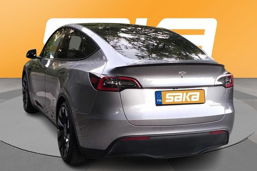 Tesla Model Y vaihtoauto