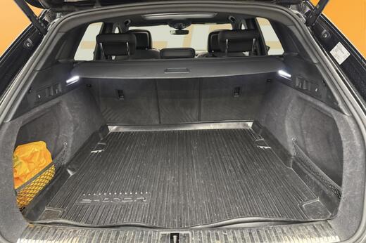 Audi Q8 e-tron vaihtoauto