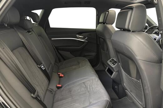 Audi Q8 e-tron vaihtoauto