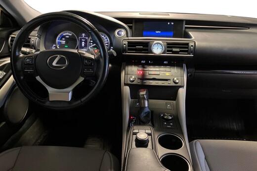 Lexus RC vaihtoauto