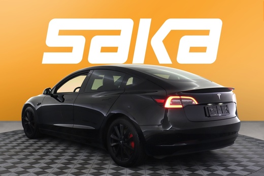 Tesla Model 3 vaihtoauto