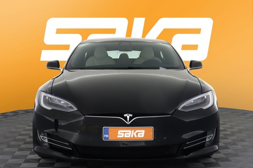 Tesla Model S vaihtoauto