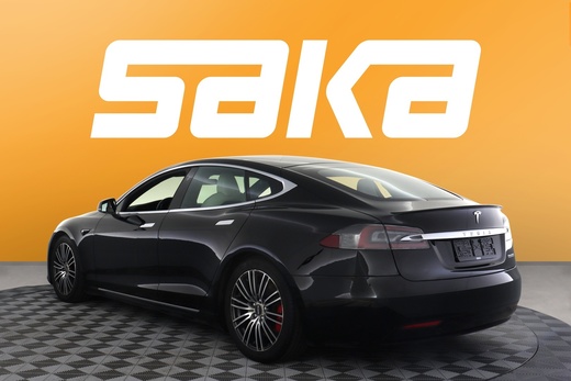 Tesla Model S vaihtoauto