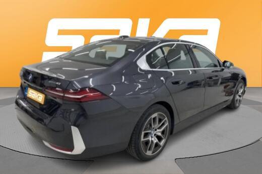 BMW i5 vaihtoauto