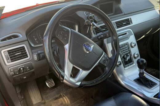 Volvo V70 vaihtoauto