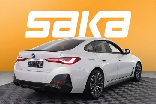 BMW i4 vaihtoauto