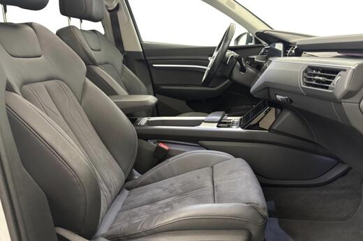 Audi Q8 e-tron vaihtoauto