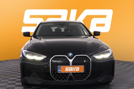 BMW i4 vaihtoauto