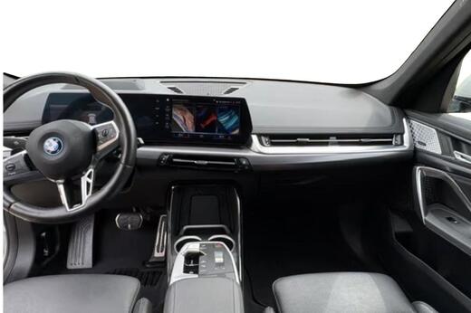 BMW iX1 vaihtoauto