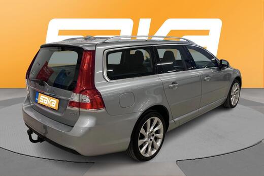 Volvo V70 vaihtoauto