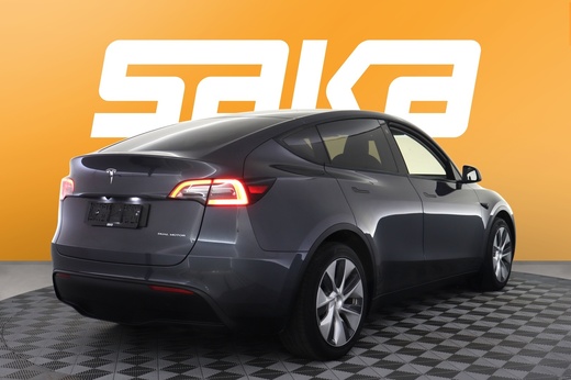 Tesla Model Y vaihtoauto
