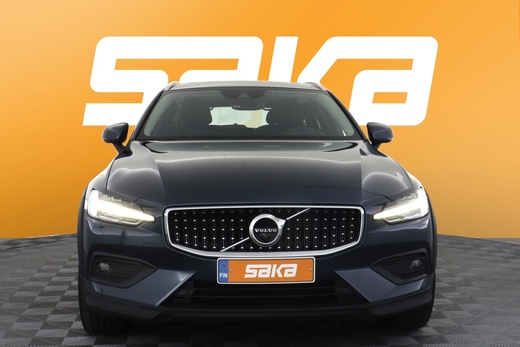 Volvo V60 Cross Country vaihtoauto