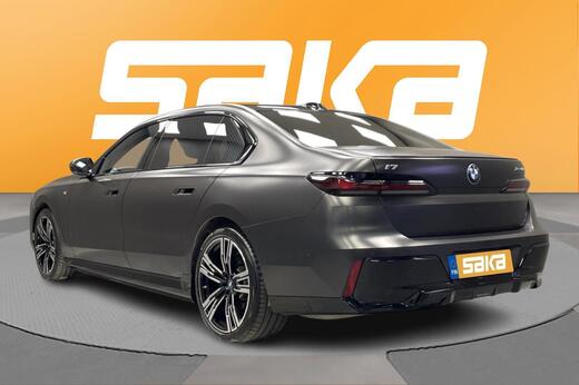 BMW i7 vaihtoauto