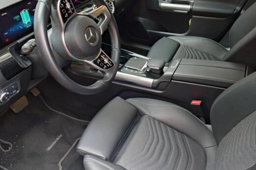 Mercedes-Benz EQA vaihtoauto