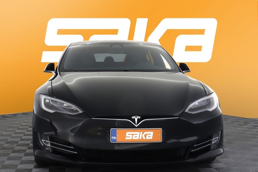 Tesla Model S vaihtoauto