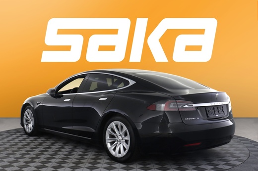Tesla Model S vaihtoauto