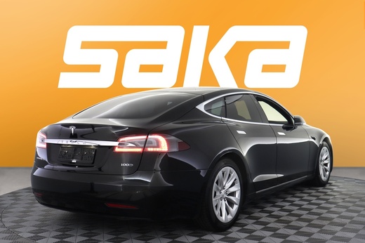 Tesla Model S vaihtoauto