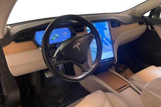 Tesla Model S vaihtoauto