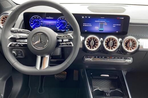 Mercedes-Benz EQB vaihtoauto