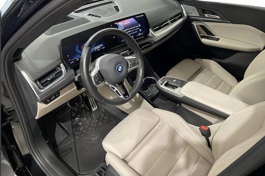 BMW iX1 vaihtoauto