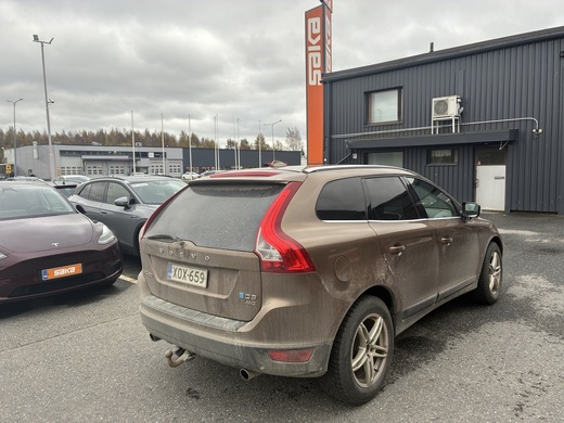 Volvo XC60 vaihtoauto