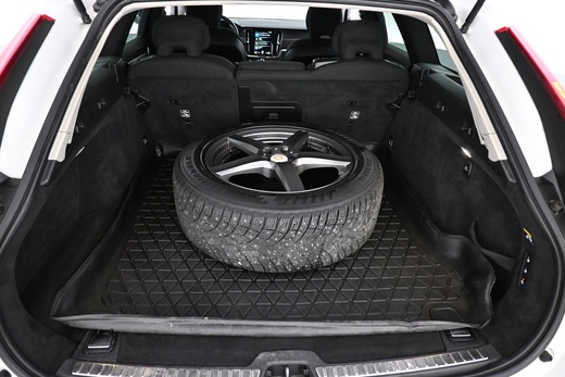 Volvo V90 Cross Country vaihtoauto