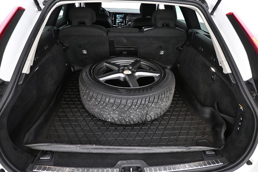 Volvo V90 Cross Country vaihtoauto