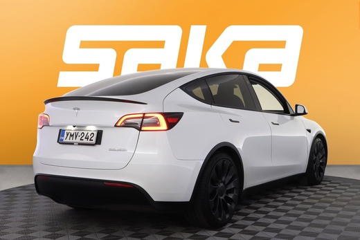 Tesla Model Y vaihtoauto