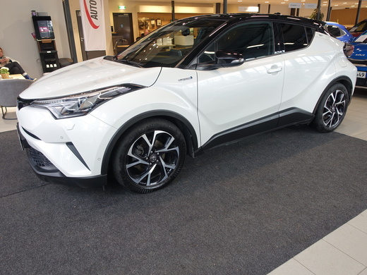 Toyota C-HR vaihtoauto