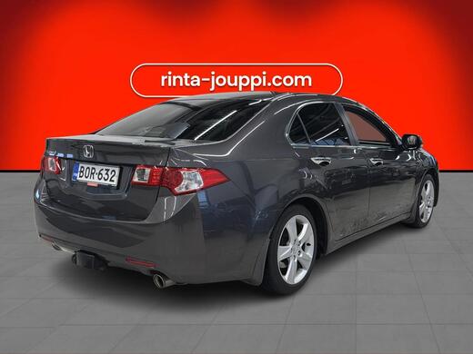 Honda Accord vaihtoauto